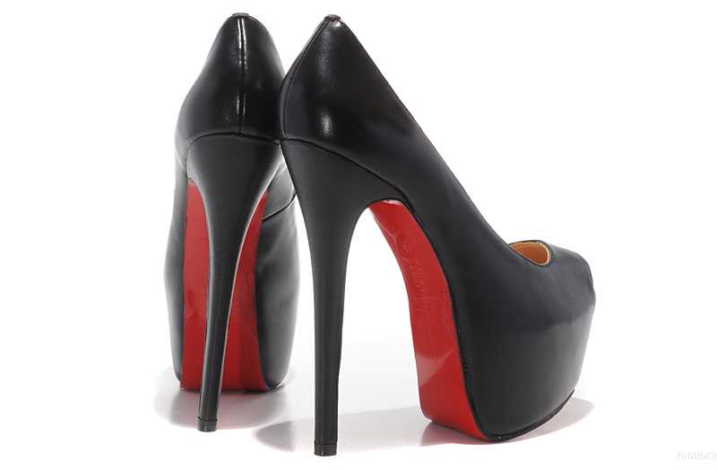 christian louboutin pas cher prix pascher christian louboutin paris boutique retro